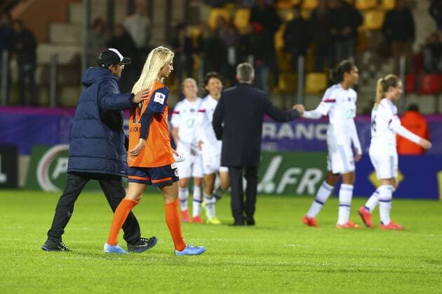deception Saofia Jakobsson (MHSC) et Jean Louis Saez ( Entraineur Coach Montpellier) FOOTBALL : Montpellier vs Lyon - Feminine - Finale Coupe de France - 18 04 2015 GwendolineLeGoff Panoramic 