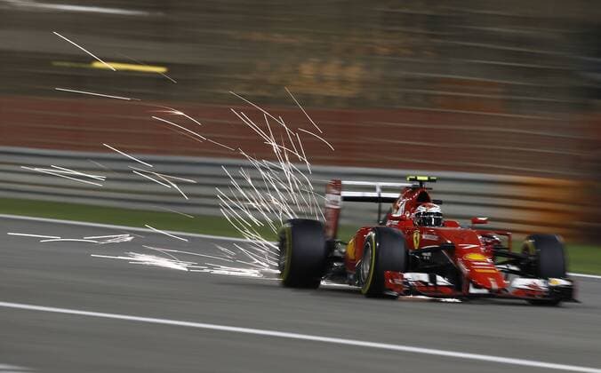 Motorsports: FIA Formula One World Championship WM Weltmeisterschaft 2015, Grand Prix of Bahrain, 7 Kimi Raikkonen (FIN, Scuderia Ferrari), xHOCHxZWEIx