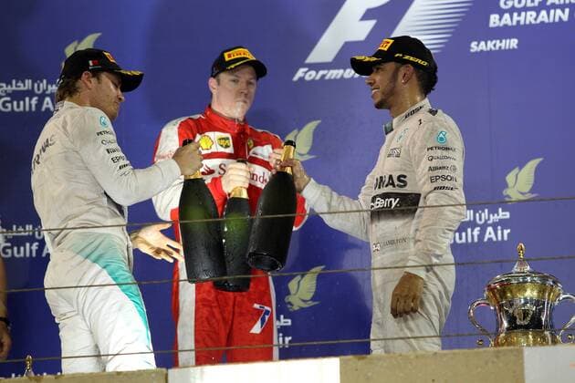 19.04.2015 - Race, 1st position Lewis Hamilton (GBR) Mercedes AMG F1 W06, 2nd position Kimi Raikkonen (FIN) Scuderia Ferrari SF15-T and 3rd position Nico Rosberg (GER) Mercedes AMG F1 W06 Bahrain Grand Prix, Sakhir 16 - 19 April 2015 