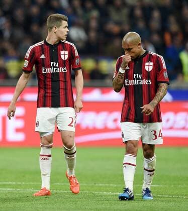 FUSSBALL INTERNATIONAL SERIE A SAISON 2014 2015 31. Spieltag Inter Mailand - AC Mailand 19.04.2015 Nigel De Jong (re, AC Mailand) und Marco Van Ginkel (AC Mailand) 