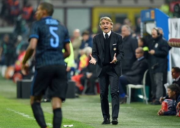 FUSSBALL INTERNATIONAL SERIE A SAISON 2014 2015 31. Spieltag Inter Mailand - AC Mailand 19.04.2015 Trainer Roberto Mancini (re, Inter Mailand) 