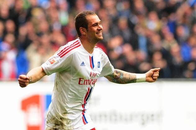 Fussball 1. Bundesliga 30. Spieltag Hamburger SV - FC Augsburg am 25.04.2015 in der Imtech Arena in Hamburg Jubel bei Pierre-Michel Lasogga ( Hamburg ) nach seinem Tor zum 2:0
