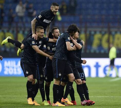 Db Milano 25 04 2015 - campionato di calcio serie A Inter Mailand vs AS Rom: Torjubel Hernanes 