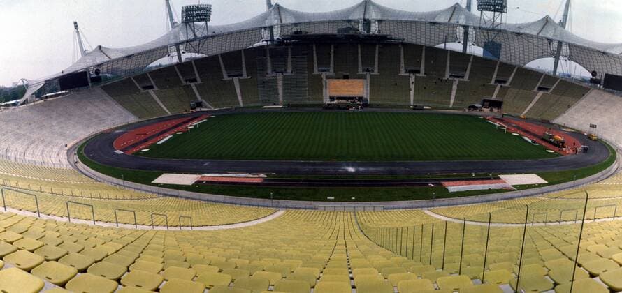 Olympiastadion München, Austragungsort der Spiele 1972 und Heimspielstätte des FC Bayern München