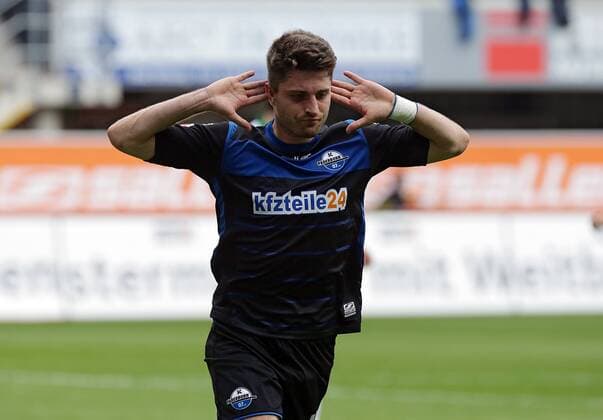 26.04.2015, xovx, Fussball 1.Bundesliga, SC Paderborn - SV Werder Bremen, Jubel nach dem Tor zum 2:0 bei Moritz Stoppelkamp (SC Paderborn), Freisteller.