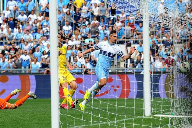 Aktuell FuÃŸball, Italien, Serie A, Lazio Rom - AC Chievo Verona 26.04.2015. Rome, Italy. Serie A Football. Lazio versus Chievo. Miroslav Klose celebrates after he scored the goal for 1-0 for Lazio xGiuseppexMaffiax  ActionPlus11616003