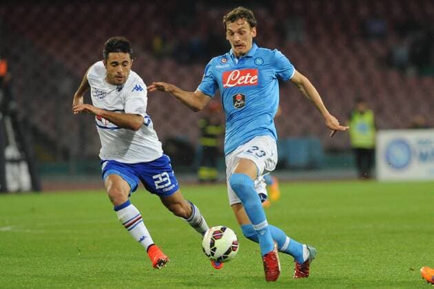 Aktuell Fußball, Italien, Serie A, SSC Neapel - Sampdoria Genua April 26, 2015 - Naples, Italy - Manolo Gabbiadini of SSC Napoli celebrates after scoring during the italian Serie A football match between SSC Napoli and Sampdoria at San Paolo Stadium on April 26, 2015 in Naples,Italy. SSC Napoli and Sampdoria - Serie A  - ZUMAn230