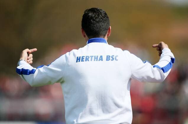 Zwickau, 22.02.2015, Sportforum Sojus 31, Fussball, Regionalliga Nordost, 26.Spieltag , FSV Zwickau vs. Hertha BSC II 3:2 (2:0) , Im Bild; Trainer Ante Covic, Hertha BSC II. ,