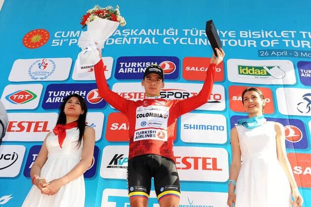 Juan Pablo VALENCIA ( COL Team Colombia ) verteidigt das rote Trikot der Bergwertung - Podium - Siegerehrung - Jubel - Freude - Emotionen - Querformat - quer - horizontal - Event Veranstaltung: Tour of Turkey 2015 - Stage 4 4.Etappe: Fethiye nach Marmaris 132.0 km - Location Ort: Marmaris - Turkey - Tuerkei - Asia - Asien - Date Datum: 29.04.2015