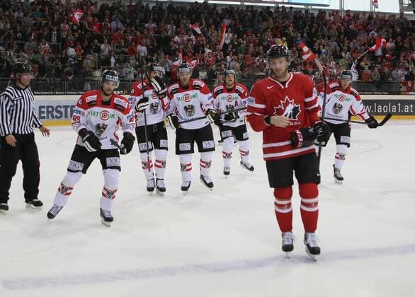 Ice hockey Eishockey - AUT vs CAN, test match VIENNA,AUSTRIA,29.APR.15 - ICE HOCKEY - OEEHV, international match Länderspiel Austria vs Canada, test match. Image shows the rejoicing of AUT. GEPAxpictures xChristianxOrt 