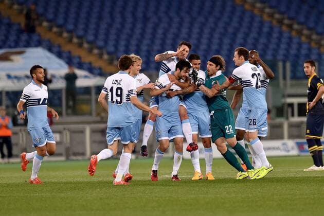 29.04.2015. Rome, Italy. Serie A Football. Lazio versus Parma. Marco Parolo celebrates with his teammates after he scores the 1-0 goal for Lazio xGiuseppexMaffiax  ActionPlus11616566