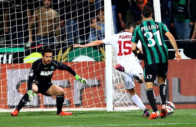 IPP20150429 Football - soccer: Serie A, Sassuolo Calcio - AS Rom, miralem pjanic 0-3 xHOCHxZWEIx xItalyxPhotoxPressx 