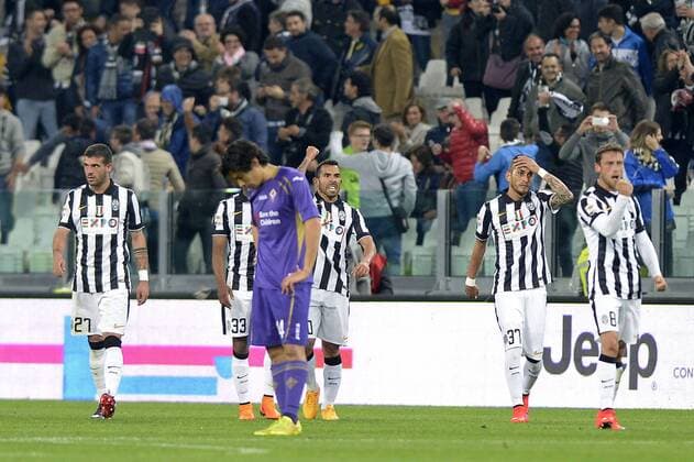 Carlos Tevez Juventus gol 3-1, goal celebration, Torino 29-04-2015, Juventus Stadium, Football Calcio 2014 2015 Serie A, Juventus Turin vs ACF Fiorentina (AC Florenz) filippoxalfero