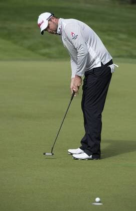 Marc Leishman sinks a putt on the first hole of the World Golf Championship Cadillac Match Play at Harding Park in San Francisco on April 29, 2015.  SXP2015042903 TERRYxSCHMITT