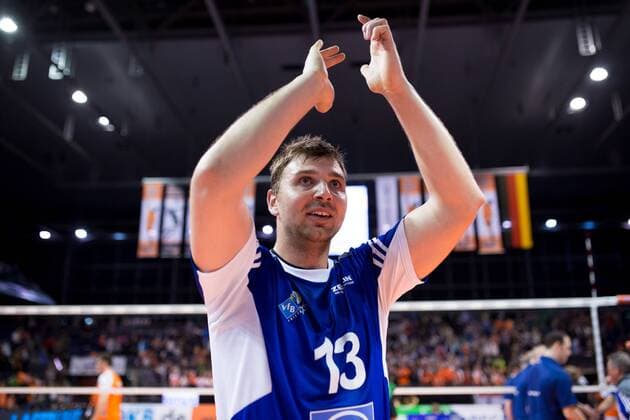 Berlin, Deutschland, 30.04.2015: Volleyball Bundesliga Playoffs Finale Spiel 4 (Best of Five) Saison 2014 2015 - Berlin Recycling Volleys - VfB Friedrichshafen. Adrian Gontariu (Friedrichshafen 13)