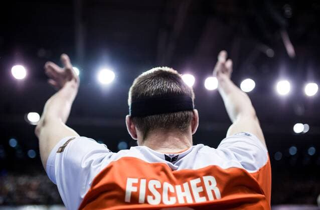 Berlin, Deutschland, 30.04.2015: Volleyball Bundesliga Playoffs Finale Spiel 4 (Best of Five) Saison 2014 2015 - Berlin Recycling Volleys - VfB Friedrichshafen. Felix Fischer (BR Volleys 6)