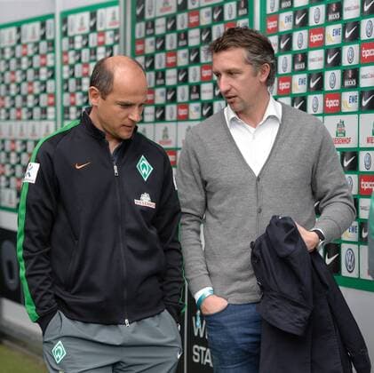 GER, 1.FBL, Werder Bremen vs Eintracht Frankfurt 02.05.2015, Weserstadion, Bremen, GER, 1.FBL, Werder Bremen vs Eintracht Frankfurt, im Bild Viktor Skripnik (Trainer Werder Bremen), Frank Baumann (Direktor Profifußball Werder Bremen) nphxFrisch