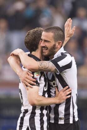 (L-R) Claudio Marchisio, Leonardo Bonucci (Juventus), MAY 2, 2015 - Football Soccer : Italian Serie A match between Sampdoria 0-1 Juventus at Stadio Comunale Luigi Ferraris in Genova, Italy. NOxTHIRDxPARTYxSALES.  (ptmb074500)