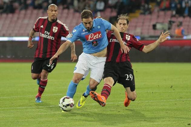 Gonzalo Higuain Napoli,Gabriel Paletta Milan - Napoli. 03-05-2015 - Serie A 2014 2015 - SSC Napoli - AC Milan - cesarexpurini