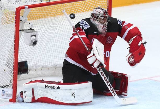 PRAGUE, CZECH REPUBLIC. MAY 4, 2015. Canada s goalie Mike Smith concedes a goal in the 2015 IIHF World Championship WM Weltmeisterschaft Preliminary Round Group A Ice hockey Eishockey match against the Czech Republic at O2 Arena. The Canadian team won the game 6:3. Yelena Rusko TASS  TS001B29