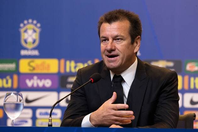 Brazilian head coach Dunga announces the list of players of the Brazilian National Football Team which will attend the Copa America 2015 in Chile, during a press conference PK Pressekonferenz in Rio de Janeiro May 5, 2015. ) (SP)BRAZIL-RIO DE JANEIRO-COPA AMERICA-NATIONAL FOOTBALL TEAM XuxZijian 