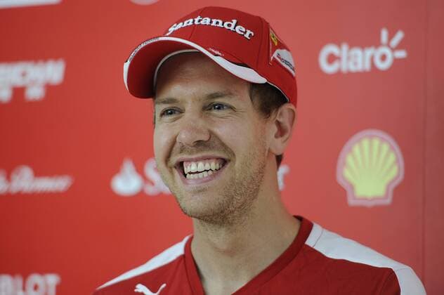 Aktuell Motorsport, Formel 1, GP Barcelona, Pressetermin Ferrari mit Sebastian Vettel und Kimi Räikkönen Sebastian VETTEL,GER (Scuderia Ferrari),Aktion,Einzelbild,angeschnittenes Einzelmotiv,Portraet,Portrait,Porträt,lacht,lachen,lachend,optimistisch,gutgelaunt. Pressekonferenz. Formel 1:GP von Spanien,Circuit de Catalunya,Saison2015,am 07.05.2015.
