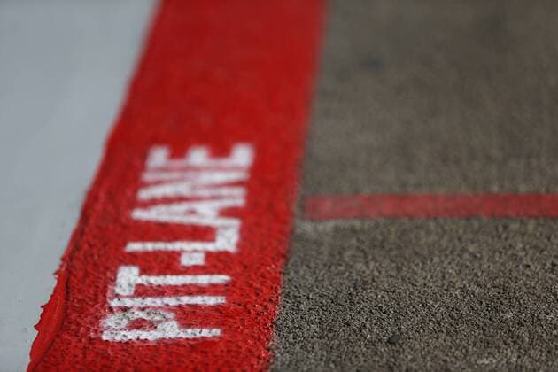 08.02.2015- Pitlane Spanish Grand Prix, Barcelona 7 - 10 May 2015 