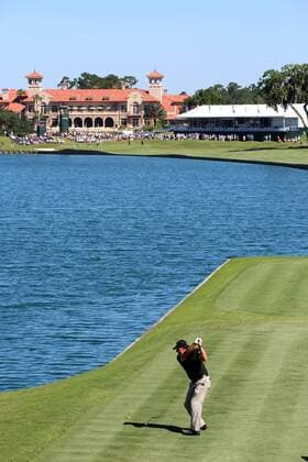 08 May 2015: Phil Mickelson tees off during the second round of THE PLAYERS Championship at TPC Sawgrass in Ponte Vedra Beach, Fl. GOLF: MAY 08 PGA Golf Herren - THE PLAYERS Championship - Second Round Icon15032011852 EDITORIAL USE ONLY