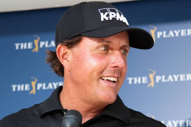 Aktuell Golf - The Players Championship in Ponte Vedra Beac May 8, 2015 - Ponte Vedra Beach, Florida, United States - Phil Mickelson speaks to the media after the second round of THE PLAYERS Championship. THE PLAYERS Championship - Round 2 - ZUMAw109