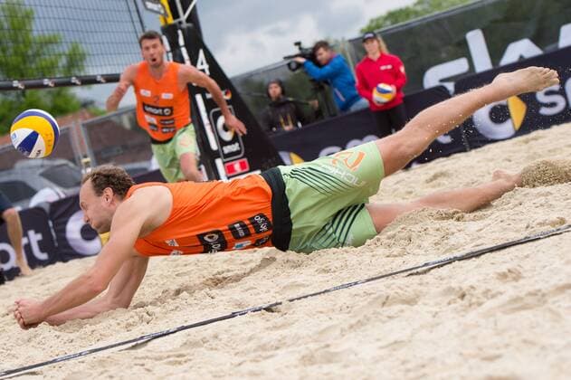 09.05.2015, Muenster, Schlossplatz smart beach tour, Supercup Münster Muenster, Hauptfeld Abwehr Marcus Popp
