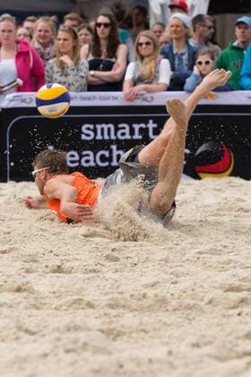 09.05.2015, Muenster, Schlossplatz smart beach tour, Supercup Münster Muenster, Hauptfeld Abwehr Sebastian Windscheif