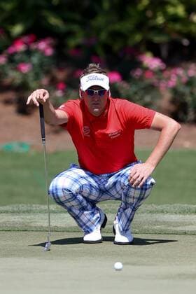 Aktuell Golf - The Players Championship in Ponte Vedra Beach May 9, 2015 - Ponte Vedra Beach, Florida, United States - Ian Poulter lines up a putt on the 13th green during the third round of THE PLAYERS Championship. THE PLAYERS Championship - Round 3 - ZUMAw109