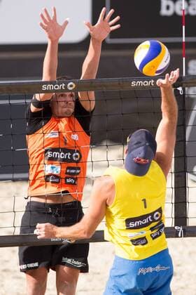 10.05.2015, Muenster, Schlossplatz smart beach tour, Supercup Münster Muenster, Hauptfeld Block Jonathan Erdmann - Angriff Todd Rogers