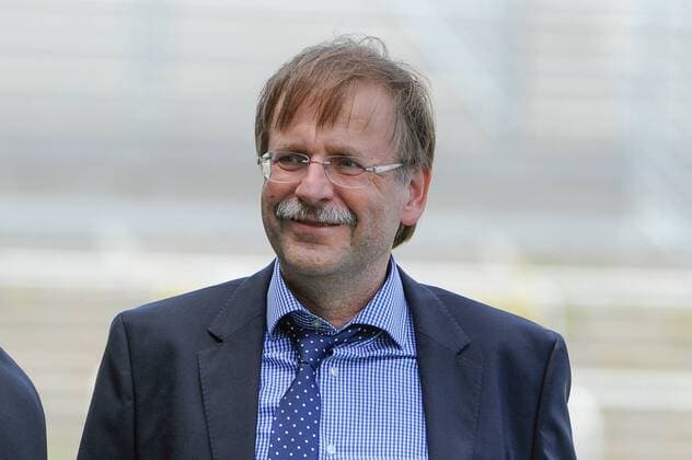 Dr Rainer Koch, DFB-Vizepraesident FC Bayern Muenchen vs SGS Essen, Fussball, Frauen-Bundesliga, 10.05.2015, , EP_BSR
