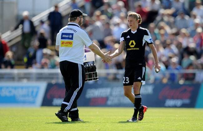 10.05.2015, xfux, Fussball 1.Bundesliga Damen, 1.FFC Frankfurt - VfL Wolfsburg, v.l. Bianca Schmidt (1.FFC Frankfurt) enttaeuscht, enttaeuscht schauend, dissapointed