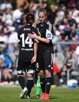 10.05.2015, xjhx, Fussball 1.Bundesliga Damen, 1.FFC Frankfurt - VfL Wolfsburg, v.l. Marith Priessen (1.FFC Frankfurt), Ana-Maria Crnogorcevic (1.FFC Frankfurt) enttaeuscht, enttaeuscht schauend, dissapointed