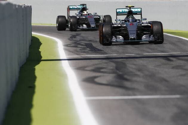 Motorsports: FIA Formula One World Championship WM Weltmeisterschaft 2015, Grand Prix of Spain, 6 Nico Rosberg (GER, Mercedes AMG Petronas Formula One Team), 44 Lewis Hamilton (GBR, Mercedes AMG Petronas Formula One Team), xHOCHxZWEIx