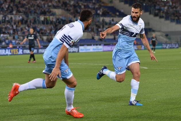Aktuell Fußball, Italien, Lazio Rom - Inter Mailand Serie A Lazio Rom - Inter Mailand Torjubel Antonio Candreva 