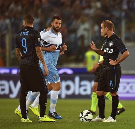 Aktuell Fußball, Italien, Lazio Rom - Inter Mailand Jubel Gol Antonio Candreva Lazio (C), delusione Rodrigo Palacio (R), Mauro Icardi Goal celebration Serie A 2014 2015 Lazio Rom - Inter Mailand andreaxstaccioli