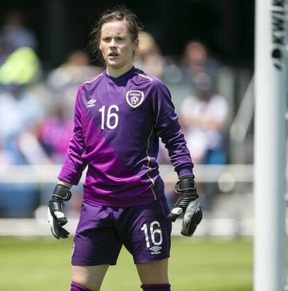 Aktuell Fußball, Damen, Länderspiel, USA - Irland May 10, 2015: Ireland Goalie Niamh Reid-Burke in action during the FIFA soccer game between the US Women s national team Nationalteam and Ireland at Avaya Stadium in San Jose, CA. The US defeated Ireland 3-0. Damon Tarver Cal Media Soccer 2015: USWNT vs Ireland MAY 10 - ZUMAct6_
