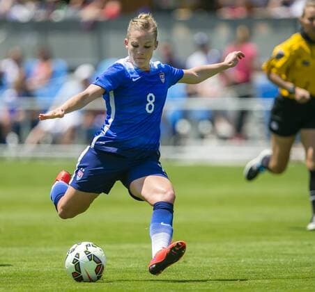 Aktuell Fußball, Damen, Länderspiel, USA - Irland May 10, 2015: US forward Amy Rodriguez in action during the FIFA soccer game between the US Women s national team Nationalteam and Ireland at Avaya Stadium in San Jose, CA. The US defeated Ireland 3-0. Damon Tarver Cal Media Soccer 2015: USWNT vs Ireland MAY 10 - ZUMAct6_