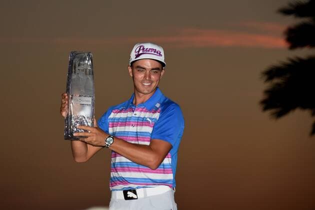 10 May 2015: Rickie Fowler with his 2015 Players Trophy during the final round of The Players Championship at TPC Sawgrass Ponte Vedra Beach Florida. GOLF: MAY 10 PGA Golf Herren - THE PLAYERS Championship - Final Round Icon1505101078 EDITORIAL USE ONLY