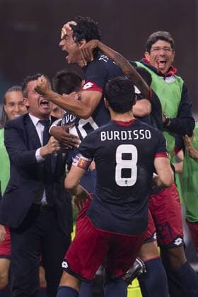 Genoa team group Mannschaftsbild Totale MAY 11, 2015 - Football Soccer : Players of Genoa celebrate scoring their team second goal by Tino Costa during the Italian Serie A match between Genoa 5-1 Torino at Stadio Comunale Luigi Ferraris Marassi in Genova, Italy. Noxthirdxpartyxsales  (ptmb075003)