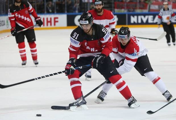 Ice hockey Eishockey - IIHF Ice Hockey WC 2015 PRAGUE,CZECH REPUBLIC,12.MAY.15 - ICE HOCKEY - IIHF World Ice Hockey Championships, international match Länderspiel Canada vs Austria. Image shows Tyler Sguin (CAN) and Daniel Mitterdorfer (AUT). GEPAxpictures xAndreasxPranter 