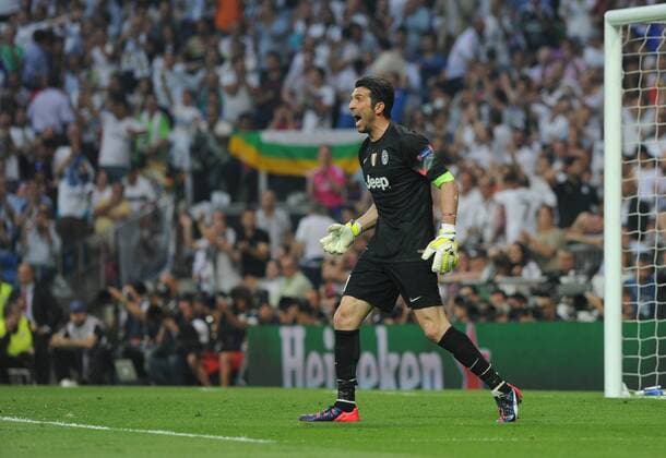 Real Madrid Defender, Daniel Carvajal Ramos - CARVAJAL, number 15 . Juventus Goalkeeper, Gianluigi Buffon - Buffon, number 1. Round semifinal of the CHAMPIONS league Football match between Real Madrid - Juventus at the Santiago Bernabeu estadium Madrid - Spain by May 13 2015. 