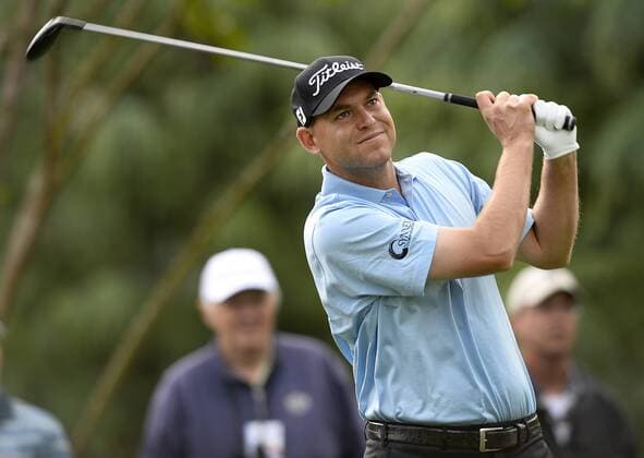 Aktuell Golf - Wells Fargo Championship in Charlotte May 14, 2015 - Charlotte, NC, USA - Bill Haas watches his drive from the 11th tee box during first round action of the Wells Fargo Championship on Thursday, May 14, 2015 at Quail Hollow Club in Charlotte, N.C. Wells Fargo Championship - ZUMAm67_