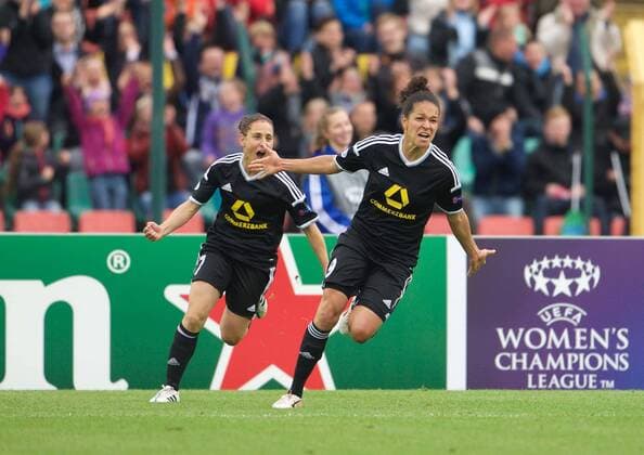 Fussball Berlin 14.05.2015 Saison 2014 2015 Champions League Finale der Frauen 1. FFC Frankfurt - Paris Saint-Germain Jubel nach dem Tor zum 1:0 durch Celia Sasic (1.FFC Frankfurt, No.09)