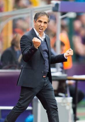 Berlin, Deutschland, 14.05.2015: Fußball Frauen Championsleague 2014 2015 - 1. FFC Frankfurt - Paris Saint Germain - UEFA Womens Championsleague Final 2015. Tor 1:1. Jubel Trainer Farid Benstiti (PSG)