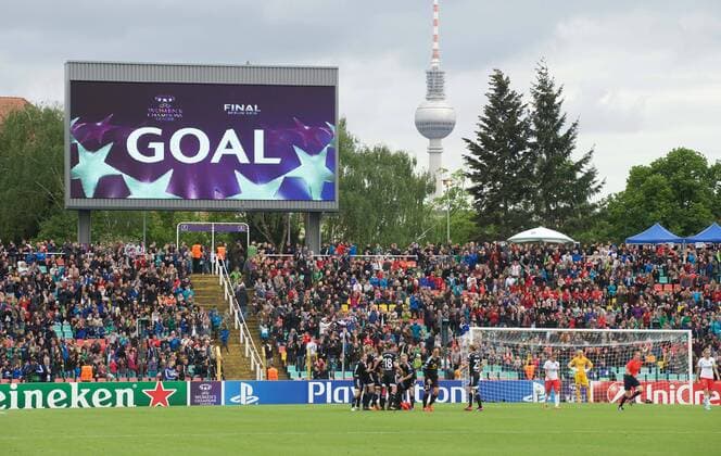 Fussball Berlin 14.05.2015 Saison 2014 2015 Champions League Finale der Frauen 1. FFC Frankfurt - Paris Saint-Germain Ludwig-Friedrich-Jahnsportpark Jubel nach dem 1:0 Tor Goal