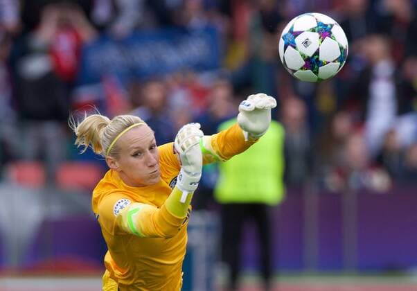 Fussball Damen Berlin 14.05.2015 Friedrich Ludwig Jahn Sportpark UEFA Damen Champions League Finale 1 FFC Frankfurt geg Paris Saint Germain 2 : 1 TW Katarzyna KIEDRZYNEK 1 Paris